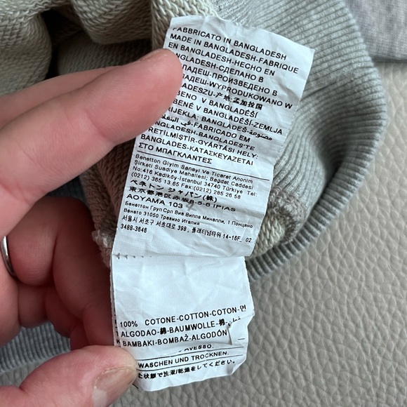 NWT - United Colors of Benetton x Pac-Man Kids' Sweatshirt - M/Size 7-8 Years - Picture 6 of 6